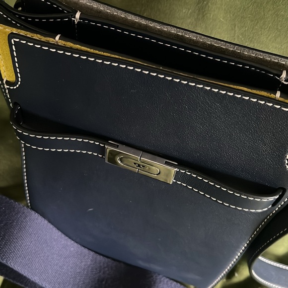 Tory Burch LEE RADZIWILL north/south cross body - Picture 2 of 4